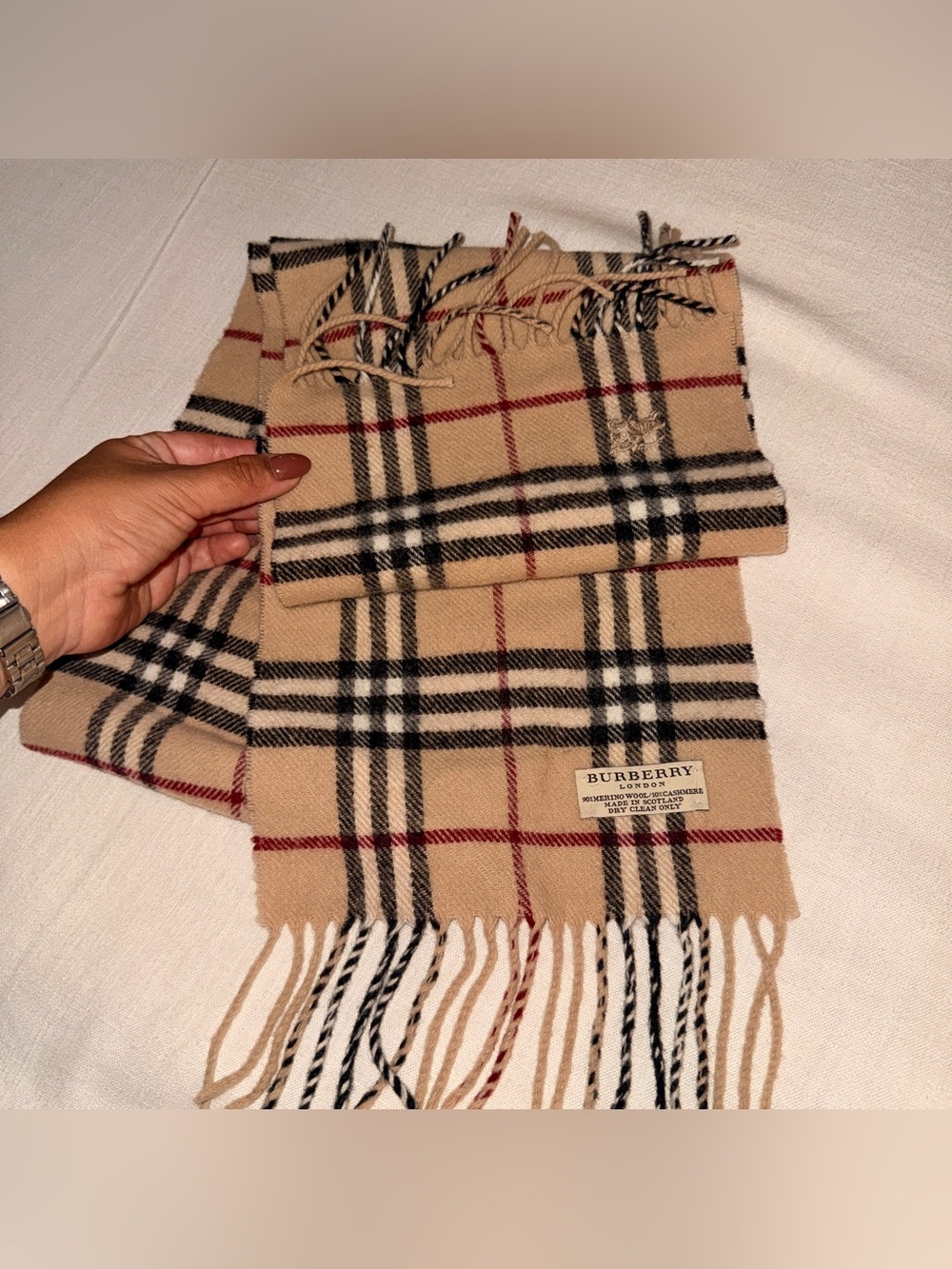 Authentic Burberry KIDS Classic Check Cashmere Scarf great condition